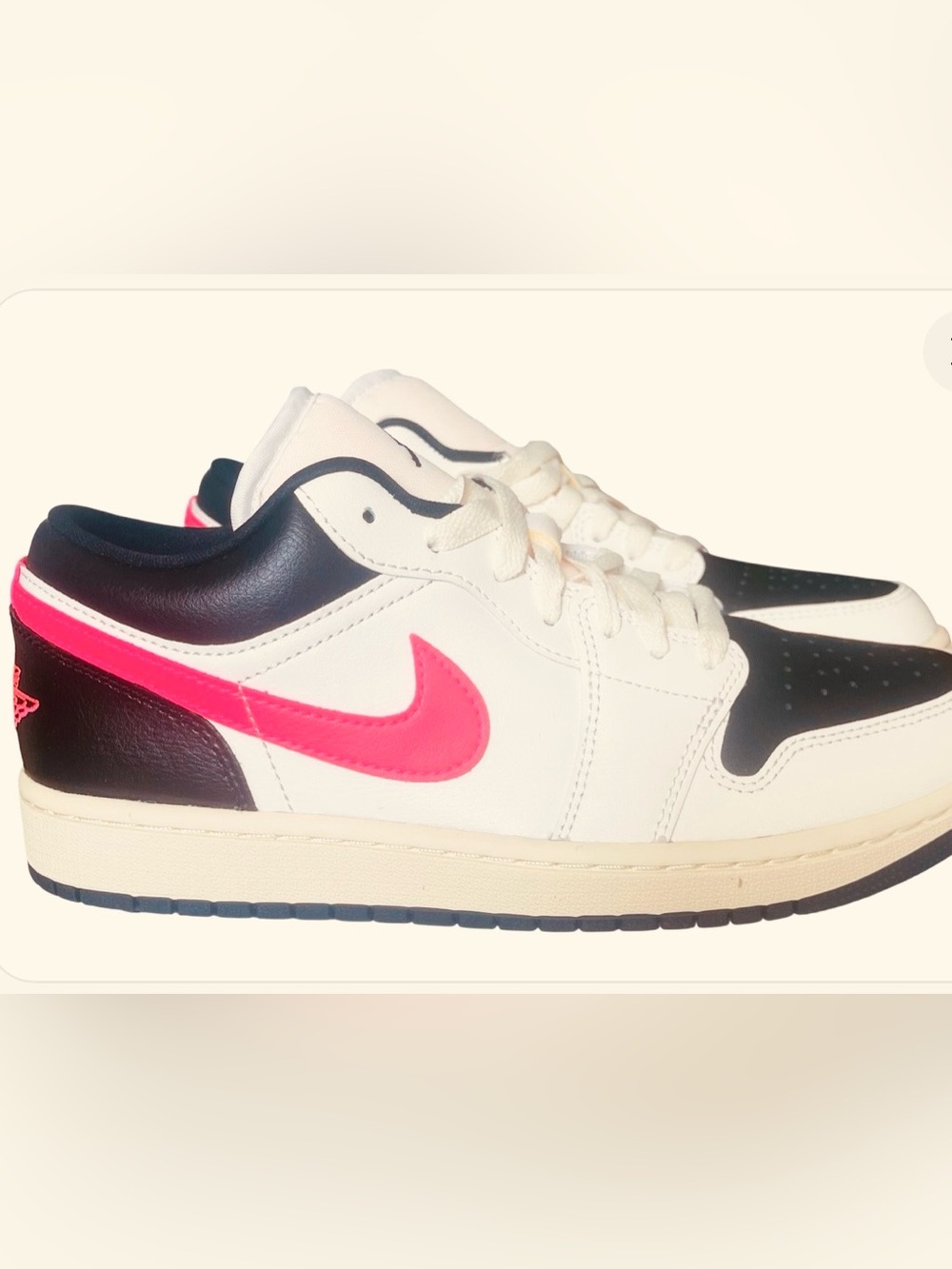 Nike Air Jordan Women's Low-Top Athletic Shoes, Ivory White, sz 9 in Women’s. - Picture 4 of 9